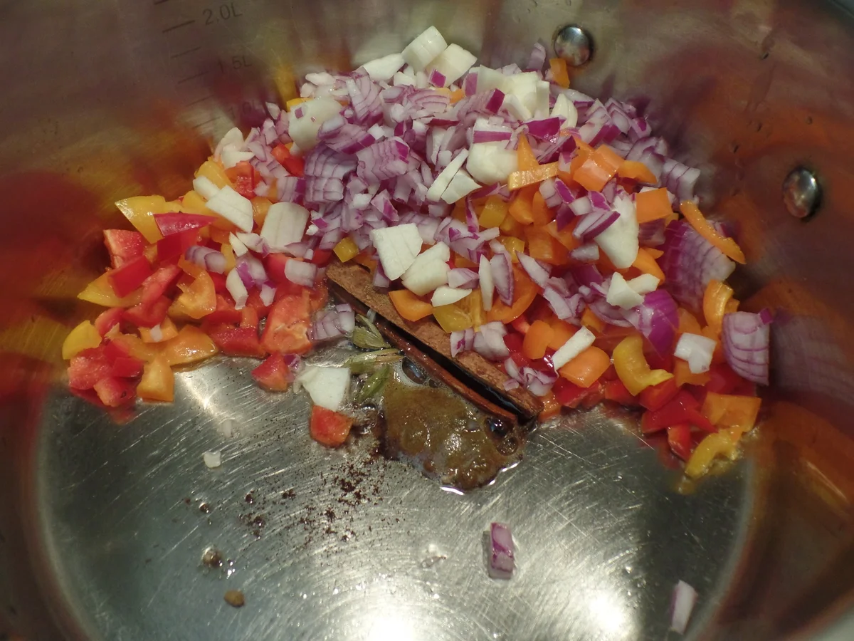 Rezept: Kürbis-Paprika-Chutney Bild Nr. 11670 Kürbis-Paprika-Chutney - Rezept - Bild Nr. 11670