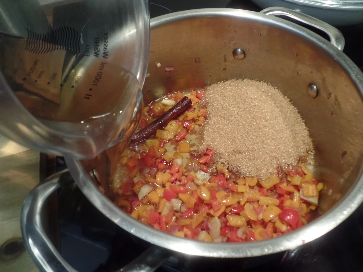 Rezept: Kürbis-Paprika-Chutney Bild Nr. 11672 Kürbis-Paprika-Chutney - Rezept - Bild Nr. 11672