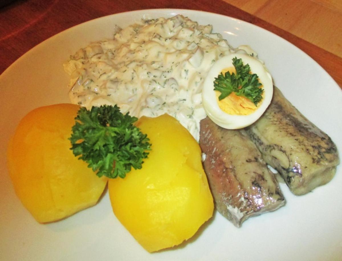 Matjes mit Remoulade - Rezept mit Bild - kochbar.de