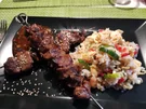 Asiatische Fleisch-Spieße, Reissalat und Sweet-Chili-Soße - Rezept - Bild Nr. 2