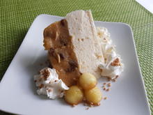 Bratapfelpudding mit Apfel-Schnee und karamellisierten Apfel-Perlen - Rezept - Bild Nr. 11664