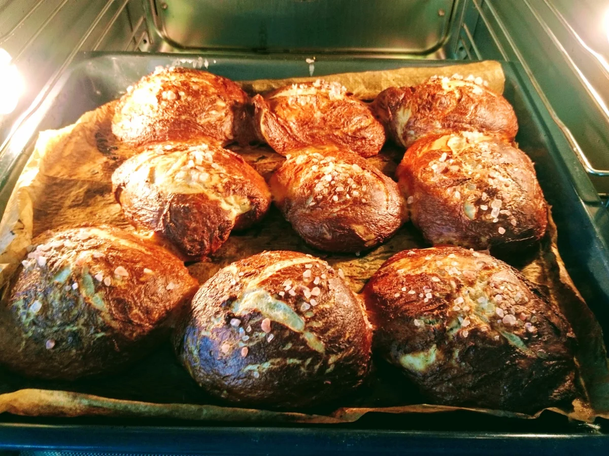 Laugenbrötchen rebuilt (II) - Rezept - Bild Nr. 12