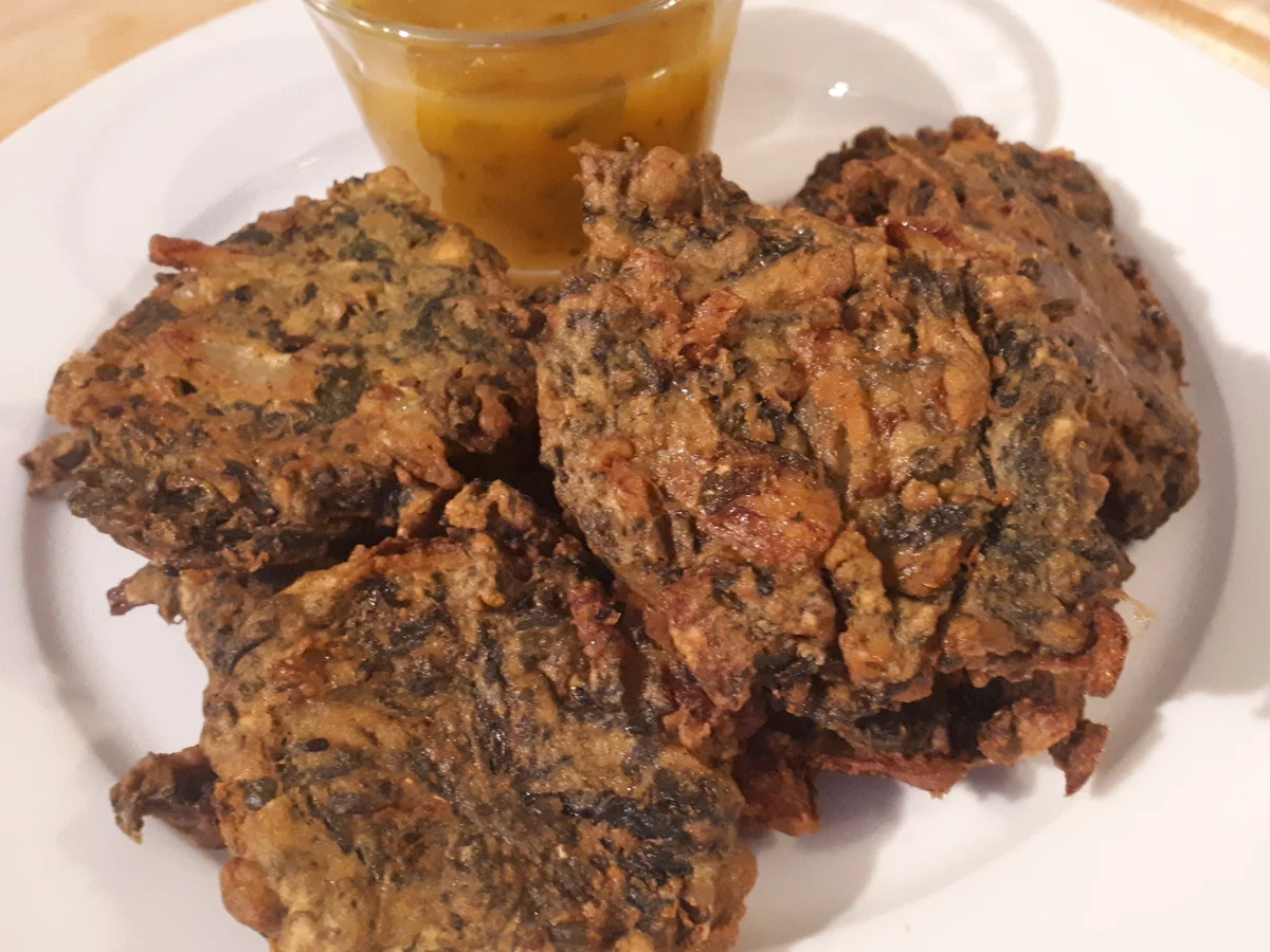 Rezept: Indisch: Palak-Pakora .. frittierte Spinat-Happen Bild Nr. 2 Indisch: Palak-Pakora .. frittierte Spinat-Happen - Rezept - Bild Nr. 2