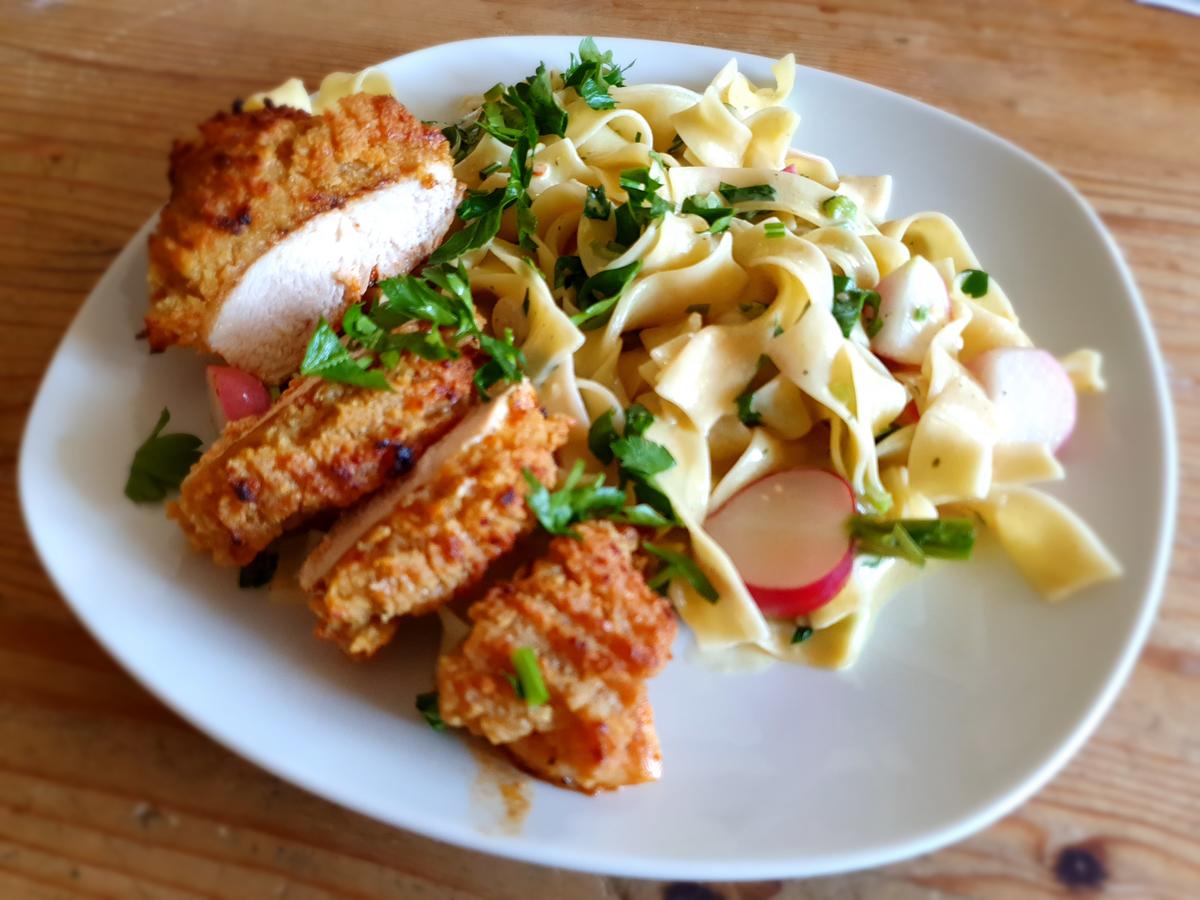 Hähnchenbrustfilet in Parmesankruste - Rezept - kochbar.de