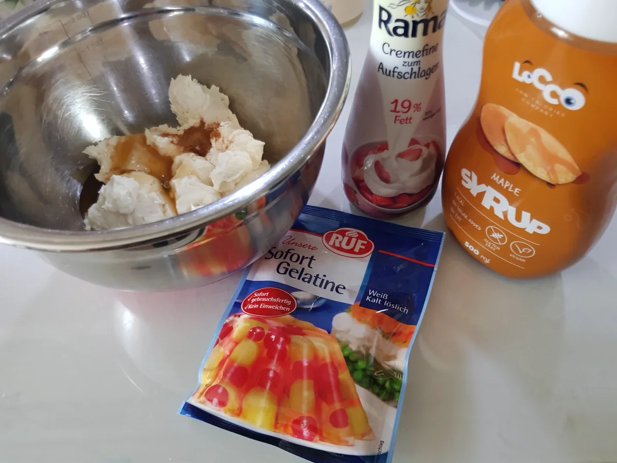 Rezept: Walnuss-Törtchen Bild Nr. 10 Walnuss-Törtchen - Rezept - Bild Nr. 10