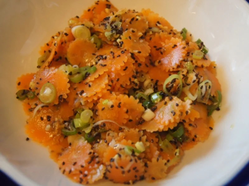 Baked Potato mit asiatischen Möhrenblütensalat - Rezept - Bild Nr. 11737