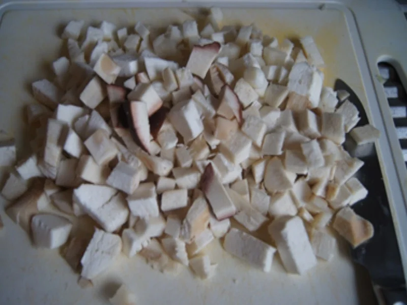 Rezept: Frikadellen mit Steinpilzen, Rahmkohlrabi und Drillingen Bild Nr. 5 Frikadellen mit Steinpilzen, Rahmkohlrabi und Drillingen - Rezept - Bild Nr. 5