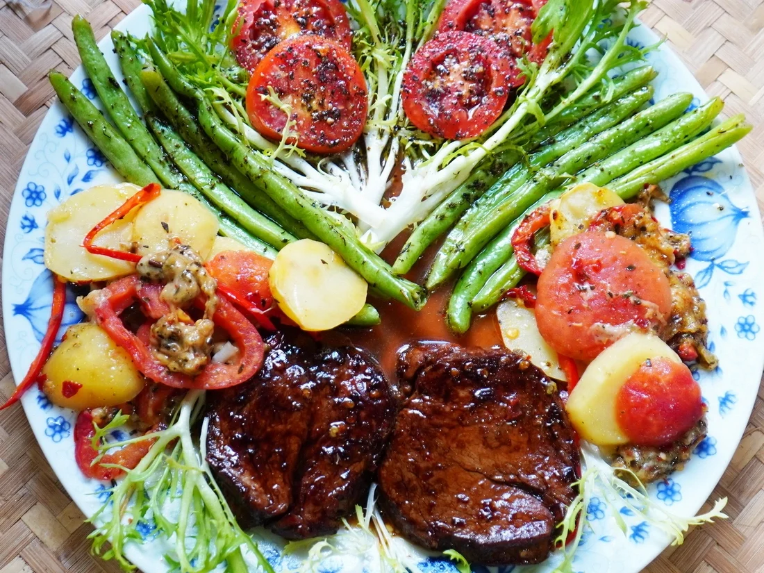 Rezept: Rindersteak ala Francesca Bild Nr. 2 Rindersteak ala Francesca - Rezept - Bild Nr. 2