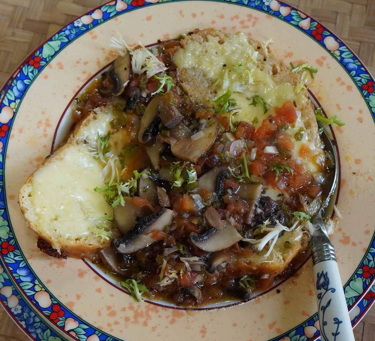 Pilzsuppe mit Brot – Aquacotta - Rezept - Bild Nr. 2