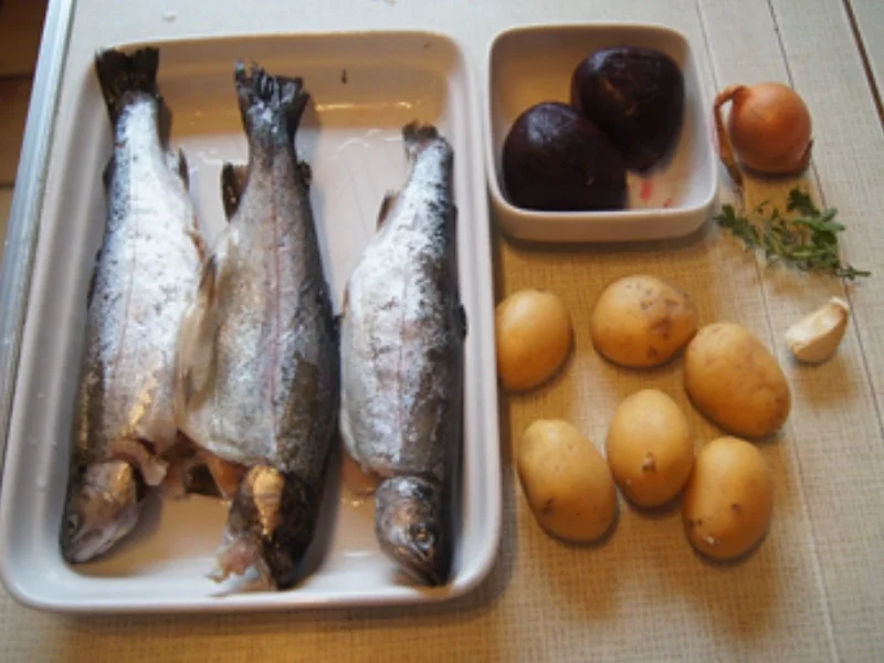 Forelle Müllerin mit Rote-Bete-Gemüse und Curry-Drillingen - Rezept - Bild Nr. 4