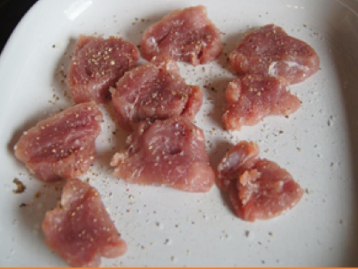Schweinefiletschnitzelchen mit gebratenen Steinpilzen und Kürbispüree - Rezept - Bild Nr. 5