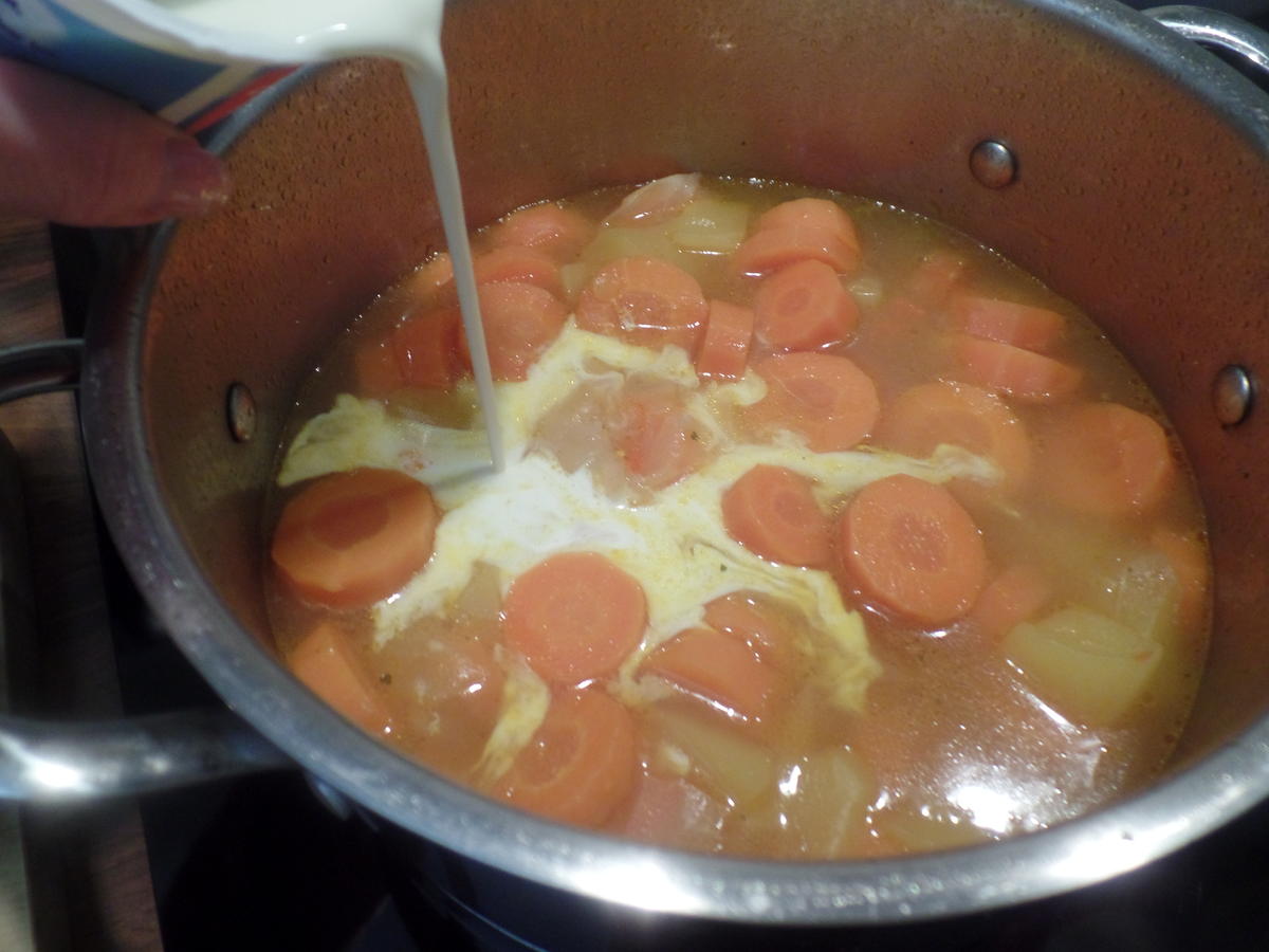 Möhren-Mango-Ingwer-Suppe mit Sesam und Schwarzkümmel - Rezept - Bild Nr. 11779
