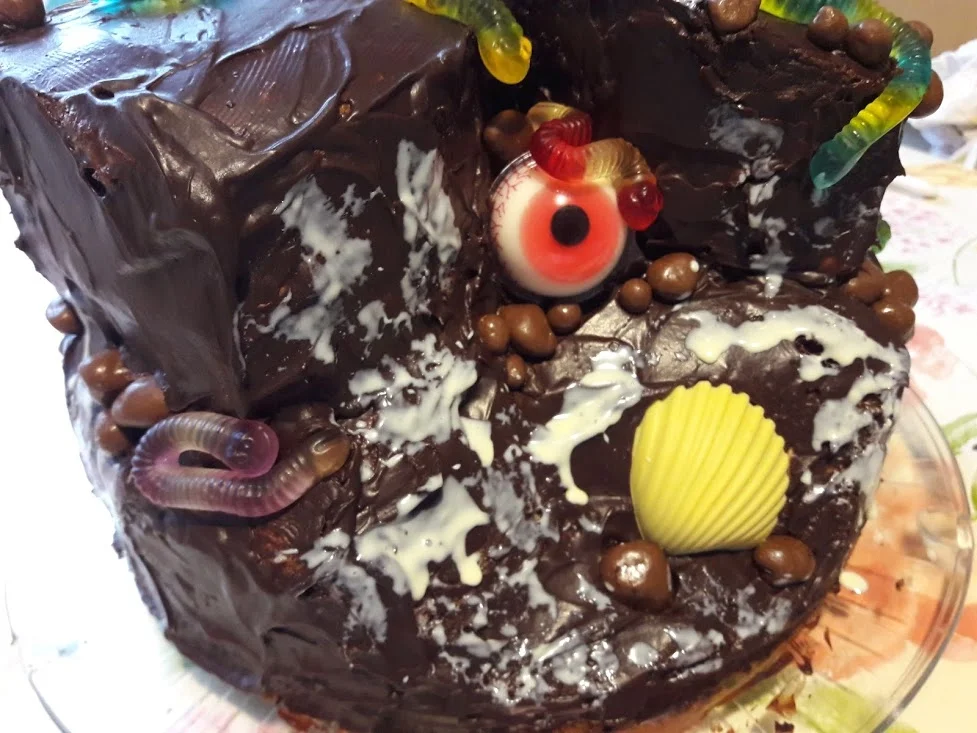 Halloween-Grusel-Insel-Torte - Rezept - Bild Nr. 19