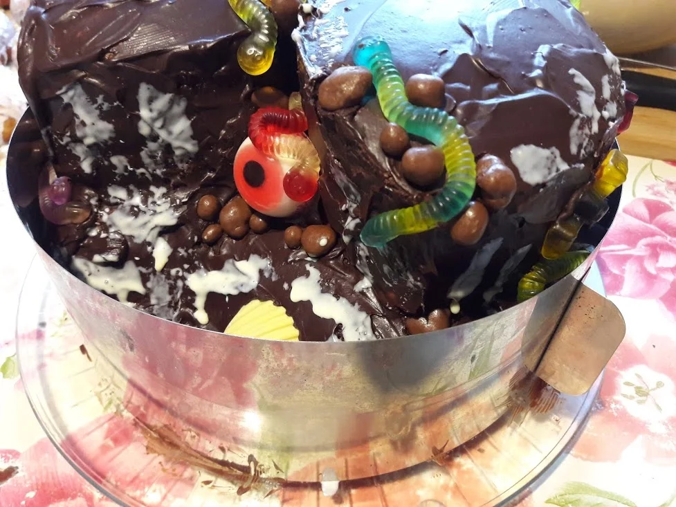 Halloween-Grusel-Insel-Torte - Rezept - Bild Nr. 20