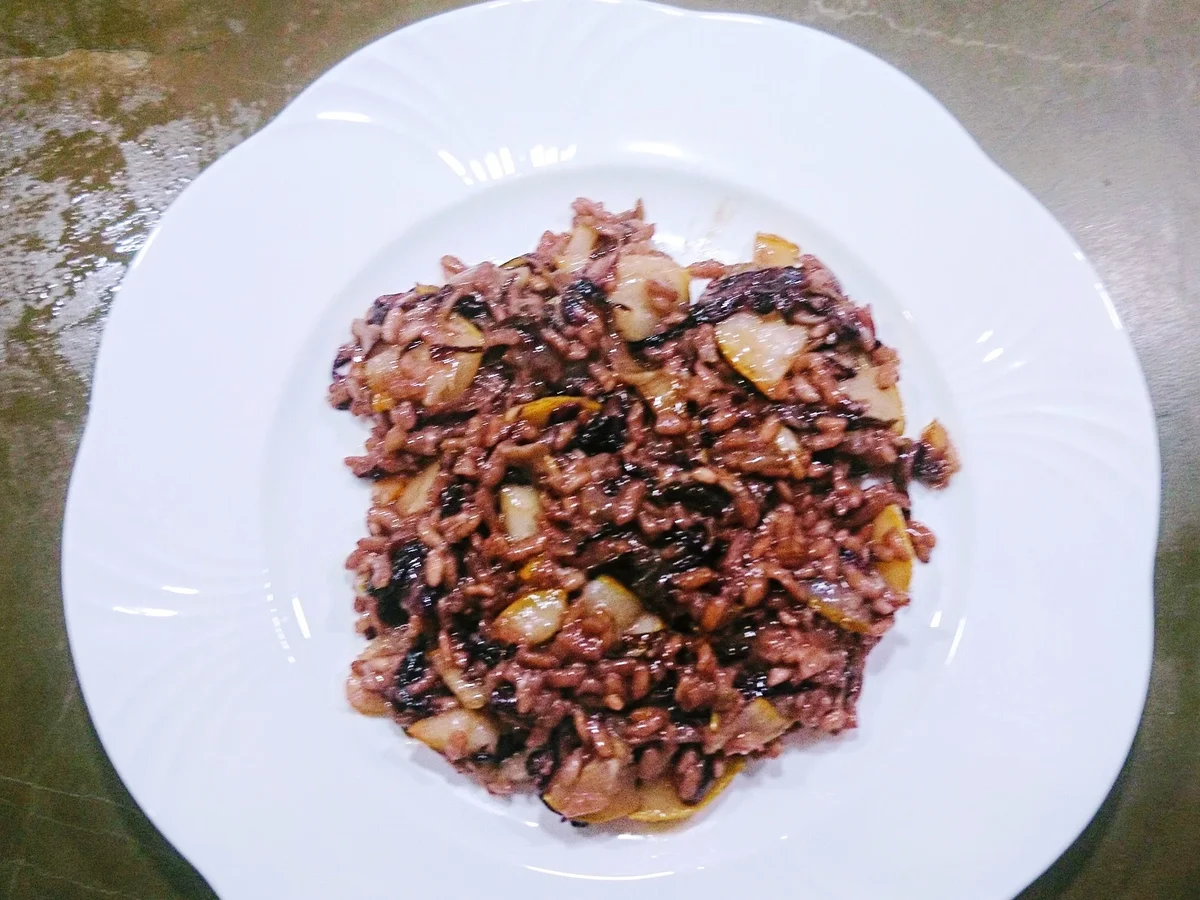 Rezept: Risotto al Radicchio con pere e cipolla caramellata Bild Nr. 5 Risotto al Radicchio con pere e cipolla caramellata - Rezept - Bild Nr. 5