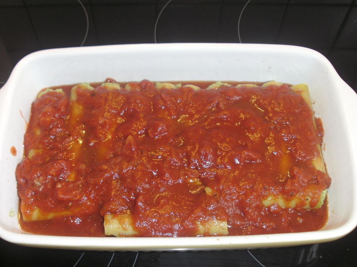 Cannelloni mit Spinat und Ricotta gefüllt - Rezept mit Bild - kochbar.de