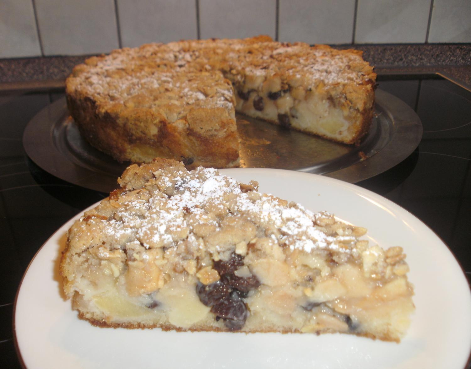 Apfelkuchen mit knusprigen Haselnußstreuseln - Rezept mit Bild - kochbar.de