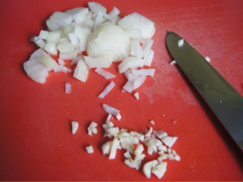 Asiatisch gewürztes Erbsenpüree mit Kürbis-Frikadellen - Rezept - Bild Nr. 4