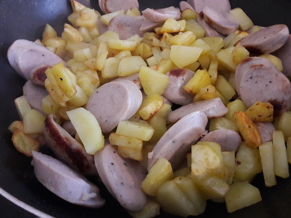 Bratwurstpfanne Resteverwertung - Rezept mit Bild - kochbar.de