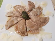 Mezzelune ripieni di ricotta e spinaci - Rezept - Bild Nr. 2