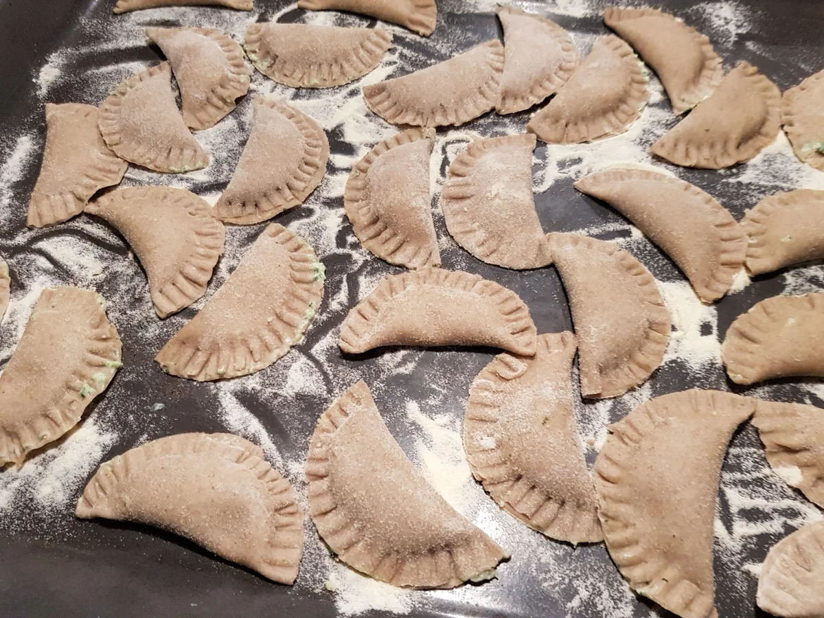 Mezzelune ripieni di ricotta e spinaci - Rezept - Bild Nr. 3