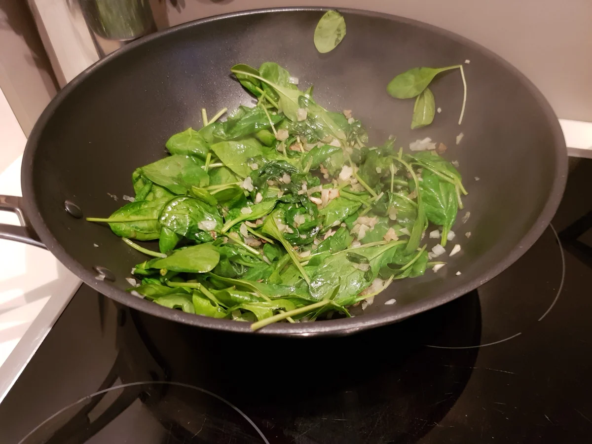 Mezzelune ripieni di ricotta e spinaci - Rezept - Bild Nr. 7