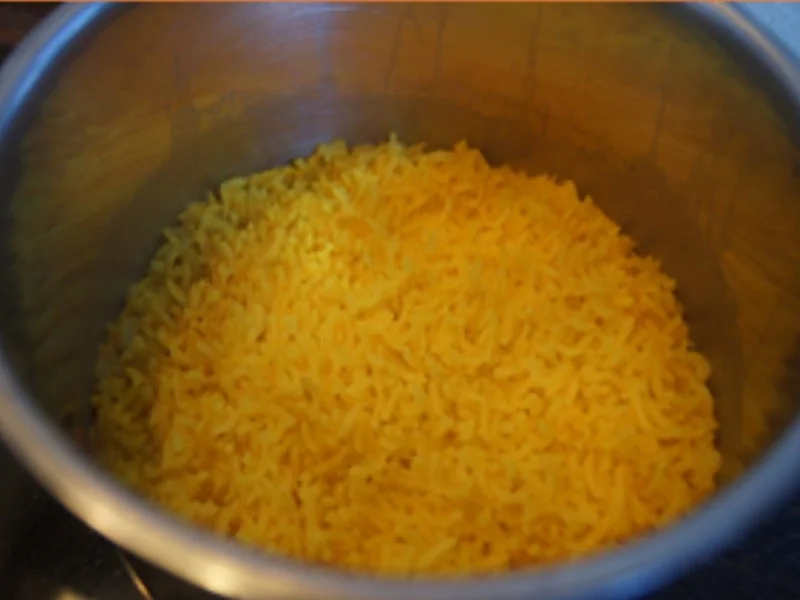 Herzhafte Hähnchenleber mit Zwiebeln im Wok und gelber Basmatireis - Rezept - Bild Nr. 10