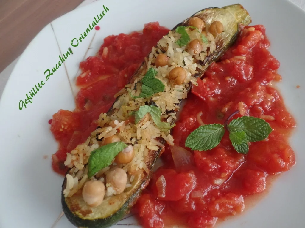 Gefüllte Zucchini Orientalisch - Rezept - Bild Nr. 11864