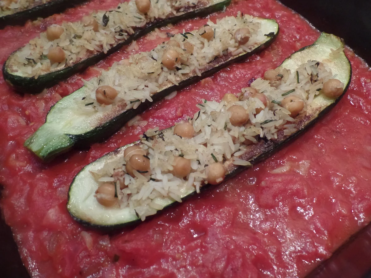 Gefüllte Zucchini Orientalisch - Rezept - Bild Nr. 11877