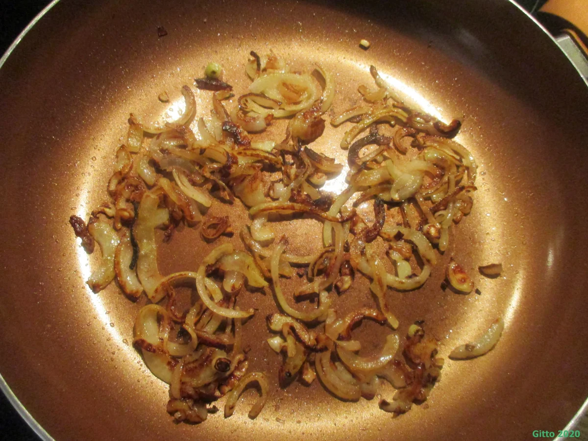 Rezept: Hähnchen trifft Rosenkohl und Spätzle Bild Nr. 4 Hähnchen trifft Rosenkohl und Spätzle - Rezept - Bild Nr. 4