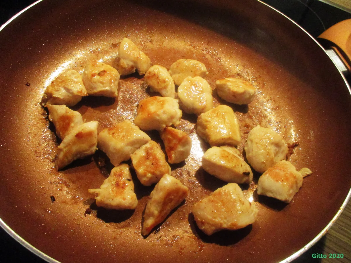 Rezept: Hähnchen trifft Rosenkohl und Spätzle Bild Nr. 5 Hähnchen trifft Rosenkohl und Spätzle - Rezept - Bild Nr. 5