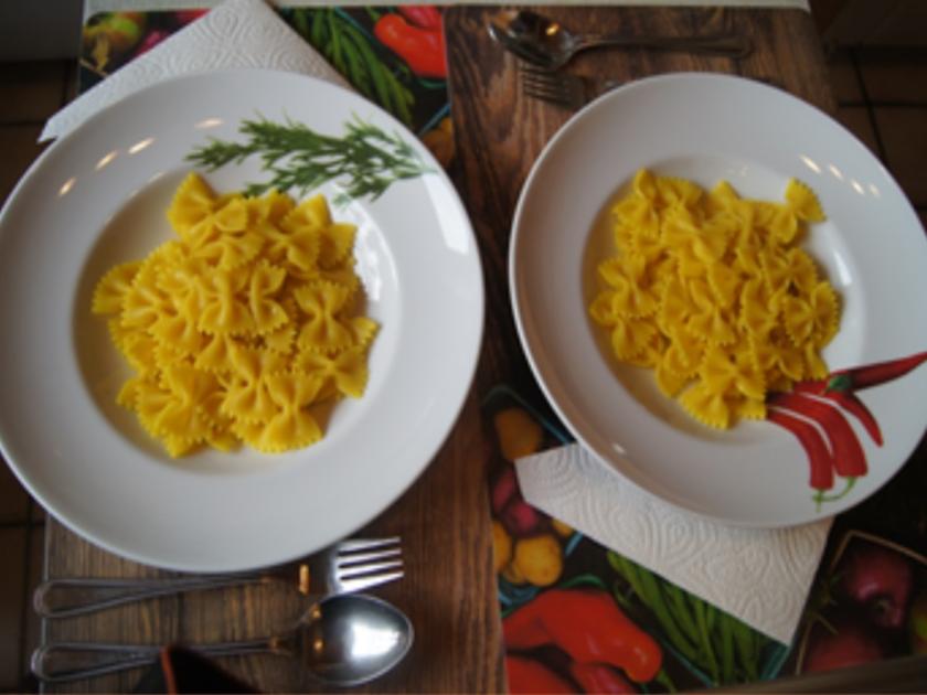 Nudeln mit Hackbällchen in pikanter Tomatensauce - Rezept - kochbar.de