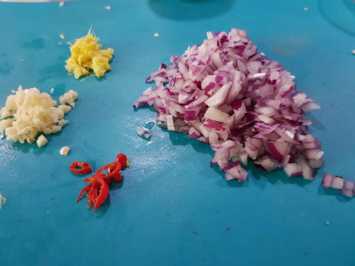 Samosas mit Hackfüllung und Dips - Rezept - Bild Nr. 11880