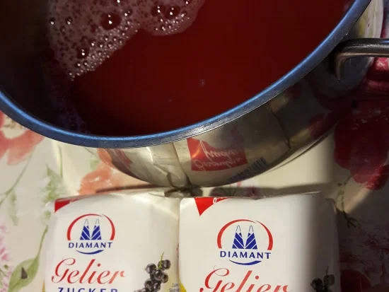 Rezept: Quittengelee Bild Nr. 7 Quittengelee - Rezept - Bild Nr. 7