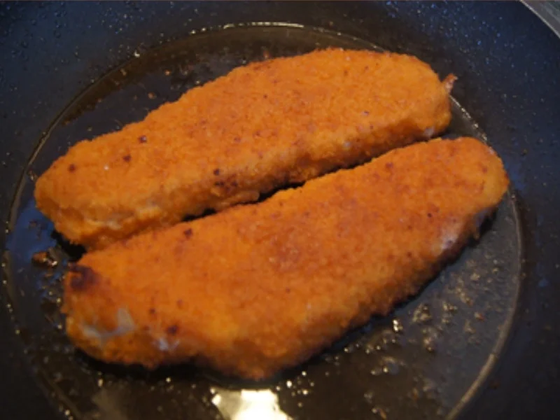 Paniertes Alaska Seelachsfilet mit Gemüse aus dem Wok und Sellerie-Kartoffel-Stampf - Rezept - Bild Nr. 6