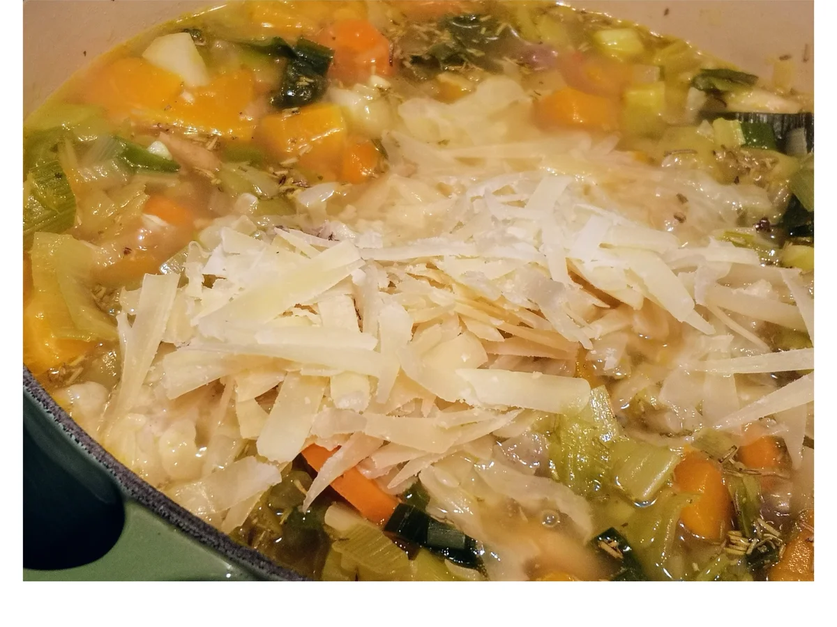 Rezept: BiNe` S KÜRBIS LAUCHSUPPE Bild Nr. 5 BiNe` S KÜRBIS LAUCHSUPPE - Rezept - Bild Nr. 5