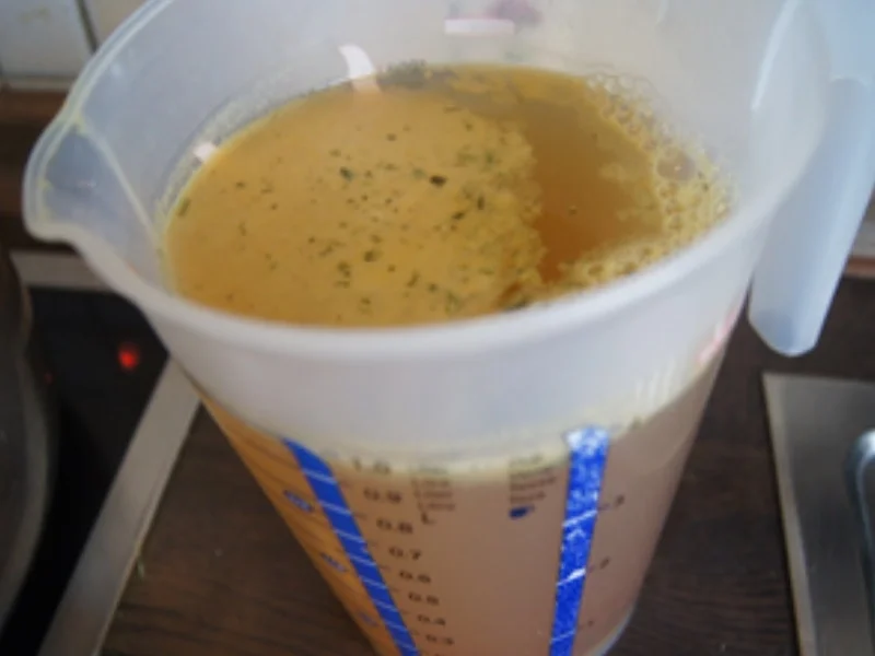 Möhrencremesuppe mit Hähnchenbrustfiletspießen - Rezept - Bild Nr. 8