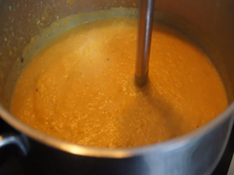 Möhrencremesuppe mit Hähnchenbrustfiletspießen - Rezept - Bild Nr. 11