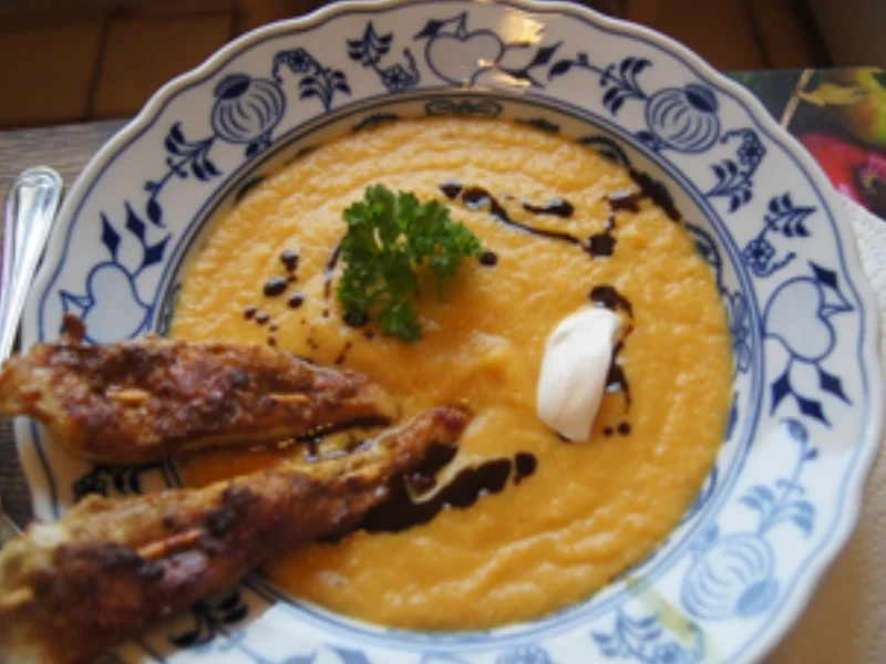 Möhrencremesuppe mit Hähnchenbrustfiletspießen - Rezept - Bild Nr. 16