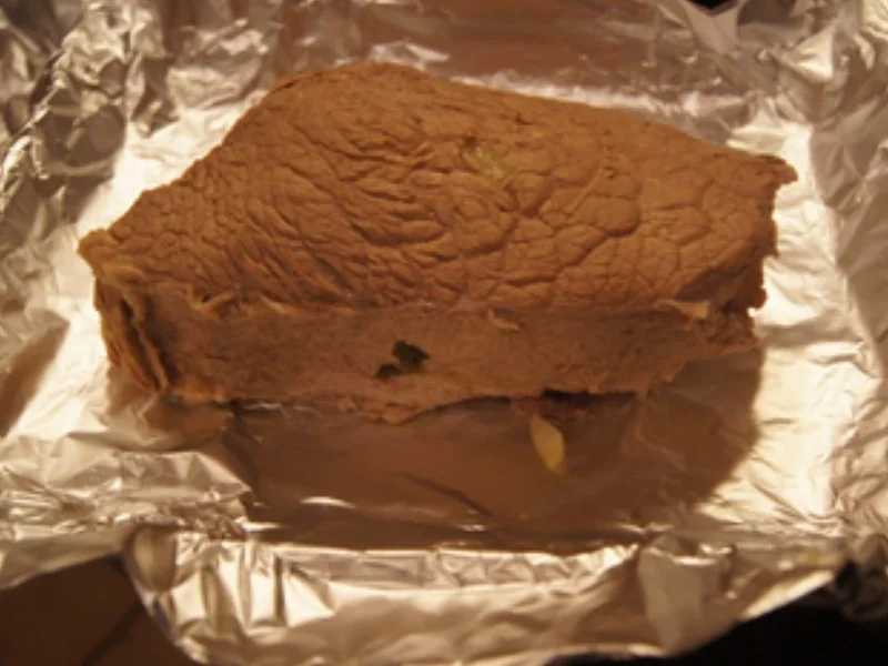 Tafelspitz mit Sauce à la Svieckova, Böhmschen Knödeln , Honig-Möhren und Preisebeeren - Rezept - Bild Nr. 6