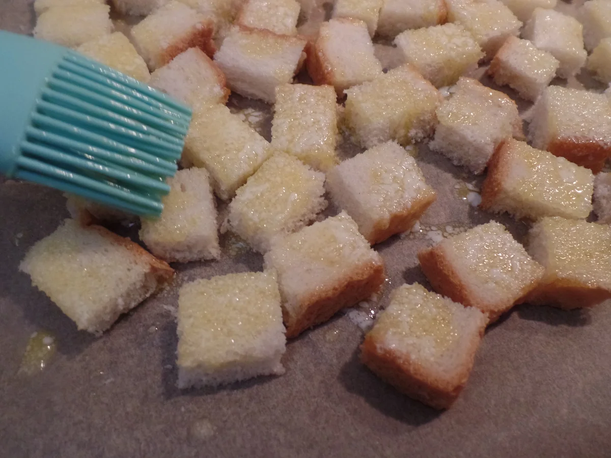 Zwiebelsuppe mit Käse-Croûtons - Rezept - Bild Nr. 11917