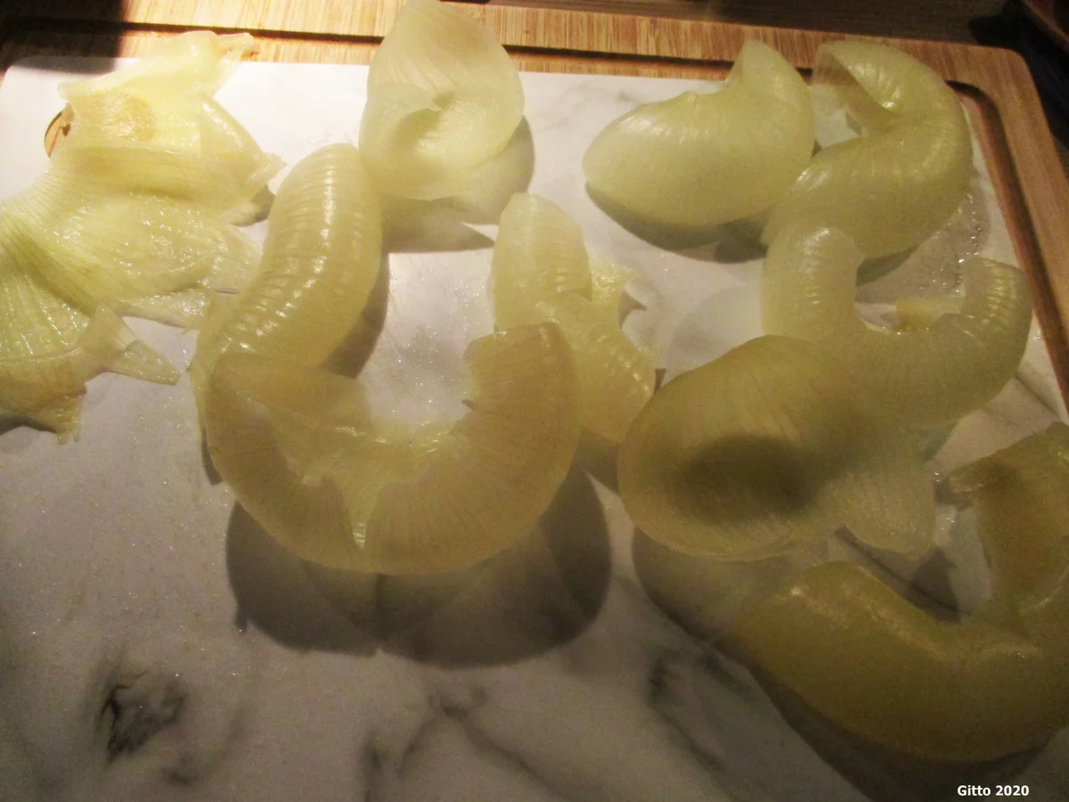 Gemüsezwiebel-Röllchen mit Hack und Reis - Rezept - Bild Nr. 5