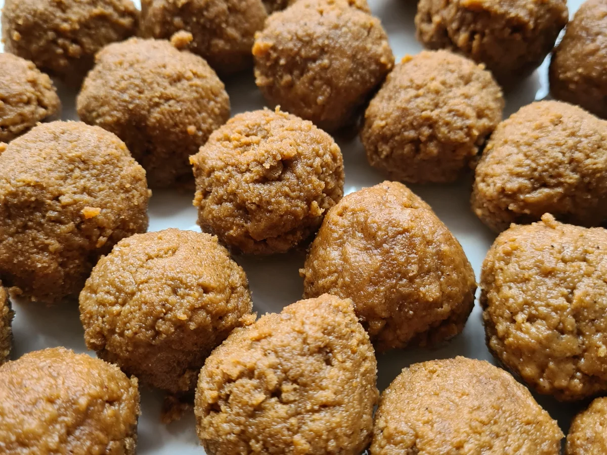 Erdnussbutter Spekulatius Kugeln - Rezept - Bild Nr. 4