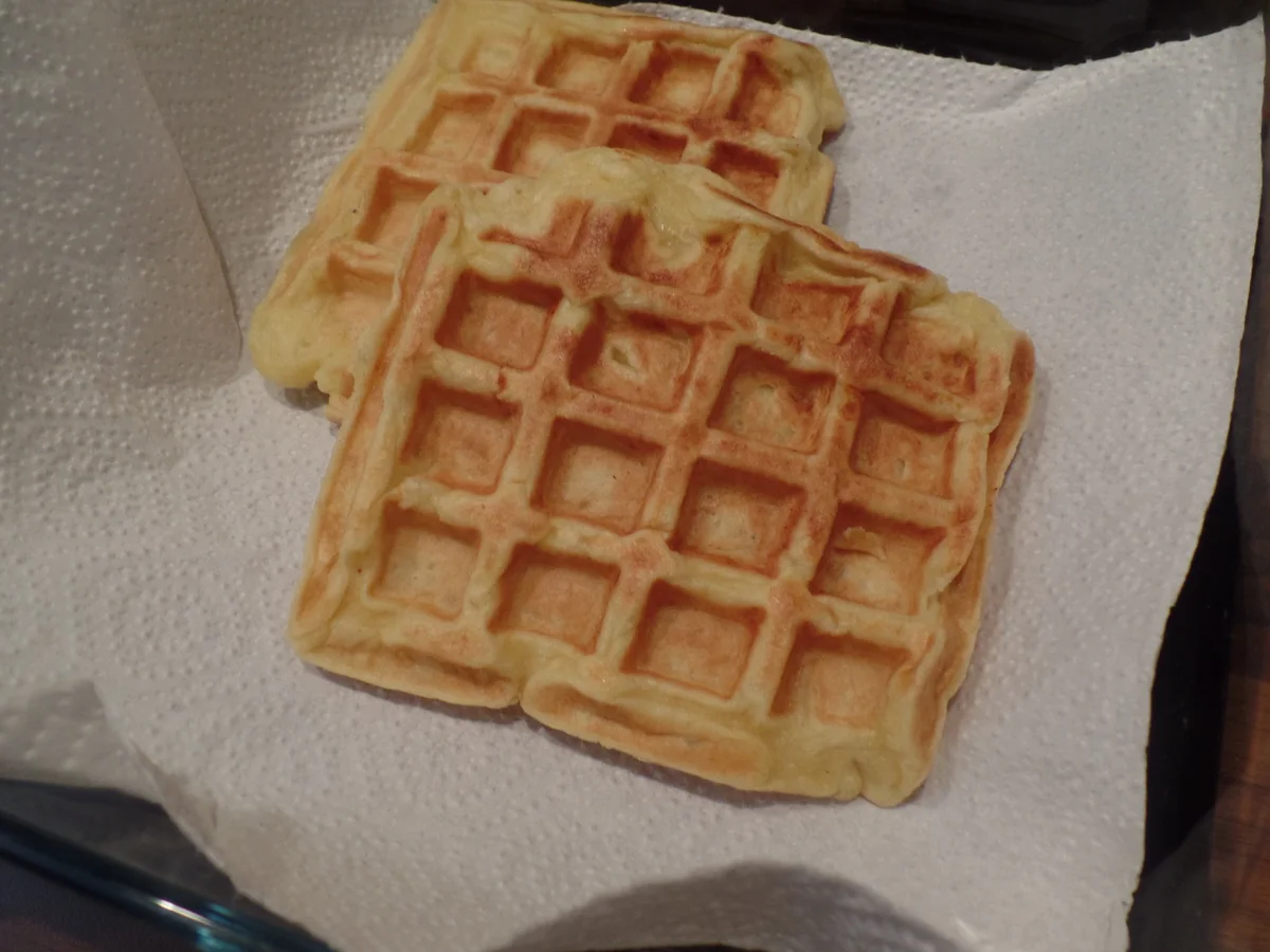 Rezept: Kartoffelwaffeln mit Lachs Bild Nr. 11930 Kartoffelwaffeln mit Lachs - Rezept - Bild Nr. 11930