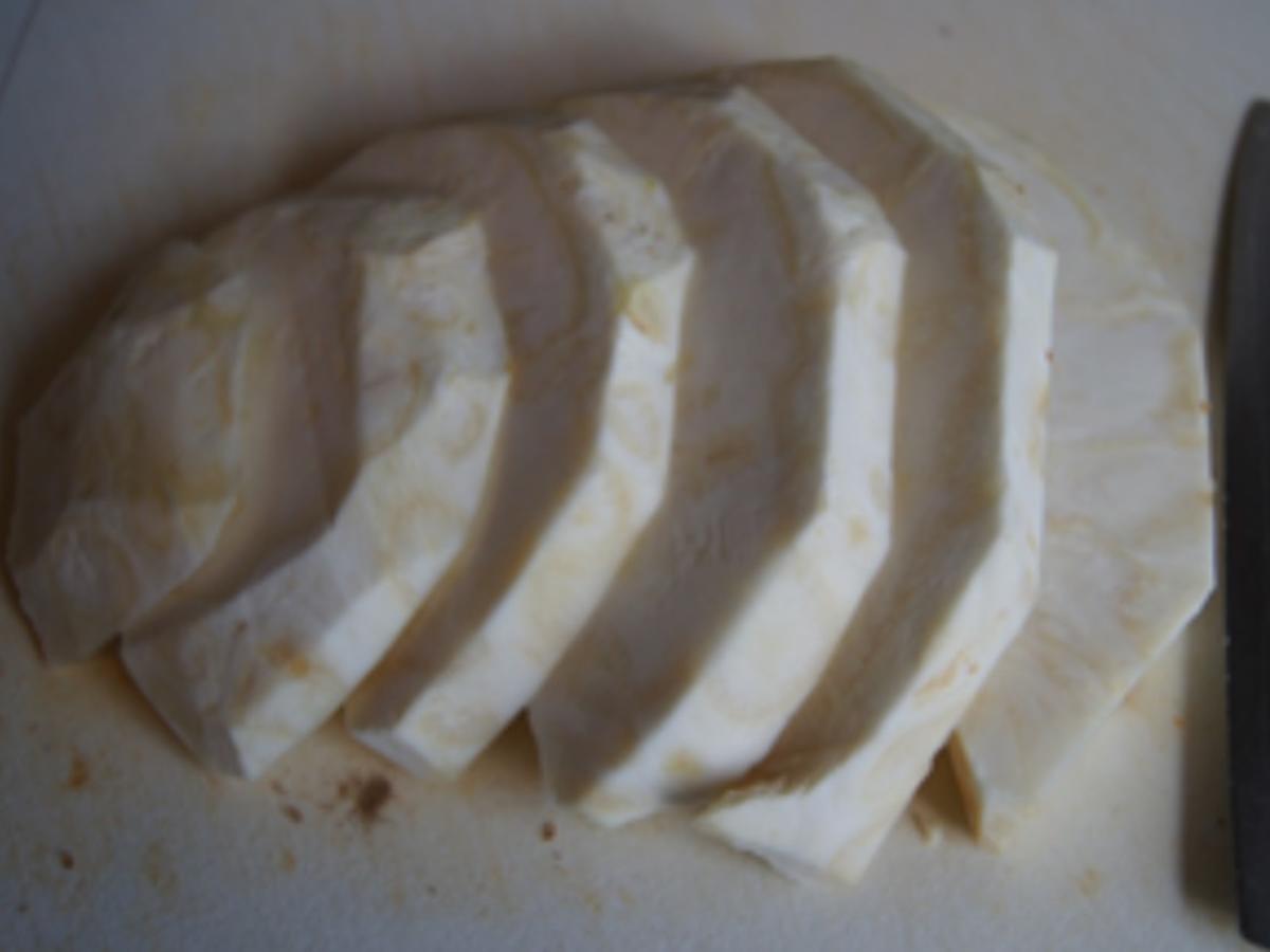 Alaska Seelachsfilet mit Selleriestampf und gerösteten Paprika - Rezept - Bild Nr. 8
