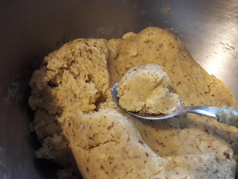 Rezept: Haselnussplätzchen Bild Nr. 9 Haselnussplätzchen - Rezept - Bild Nr. 9