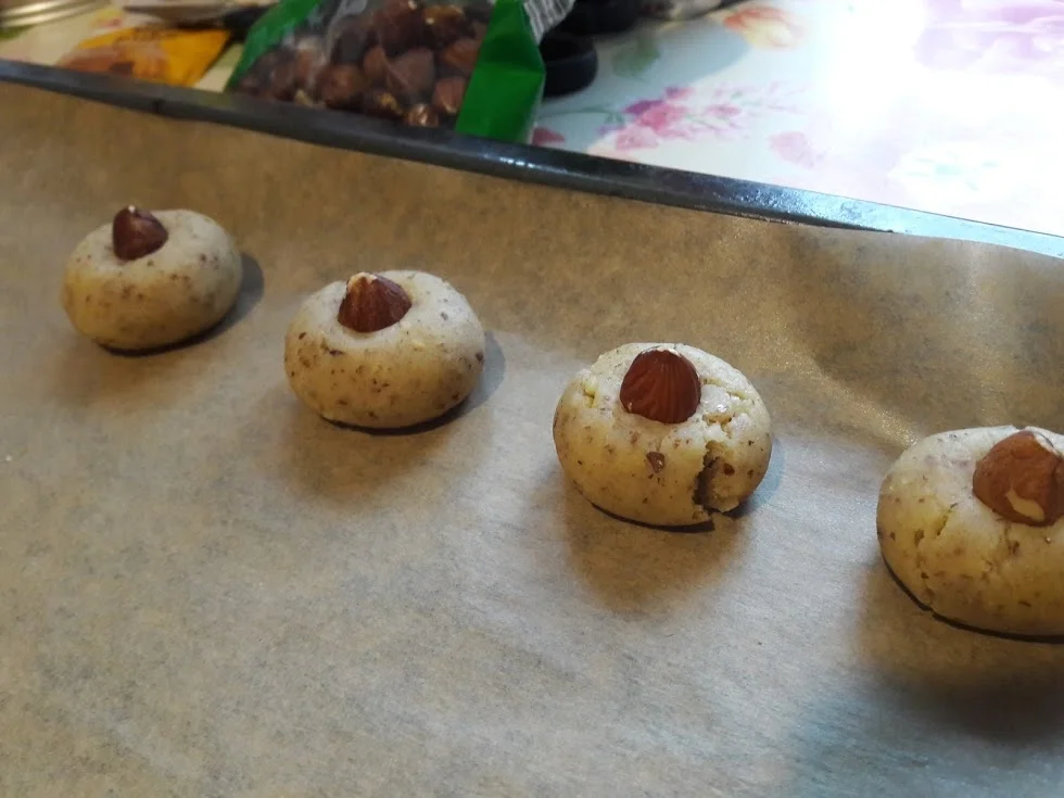 Rezept: Haselnussplätzchen Bild Nr. 10 Haselnussplätzchen - Rezept - Bild Nr. 10