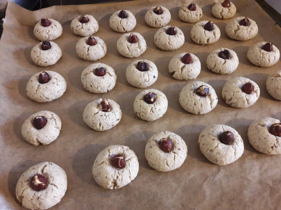 Rezept: Haselnussplätzchen Bild Nr. 13 Haselnussplätzchen - Rezept - Bild Nr. 13