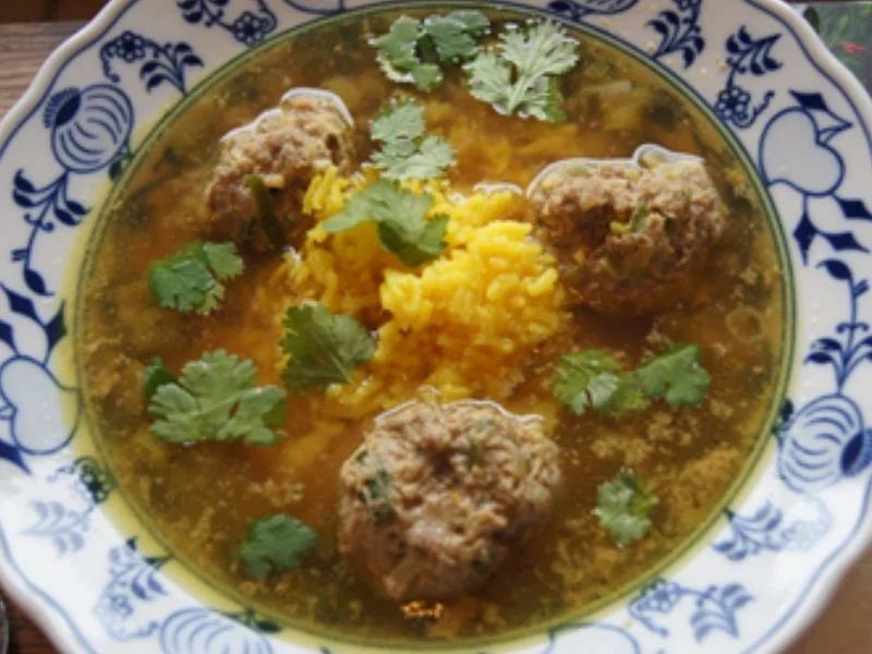Reissuppe mit Hackfleischbällchen - Rezept - Bild Nr. 2