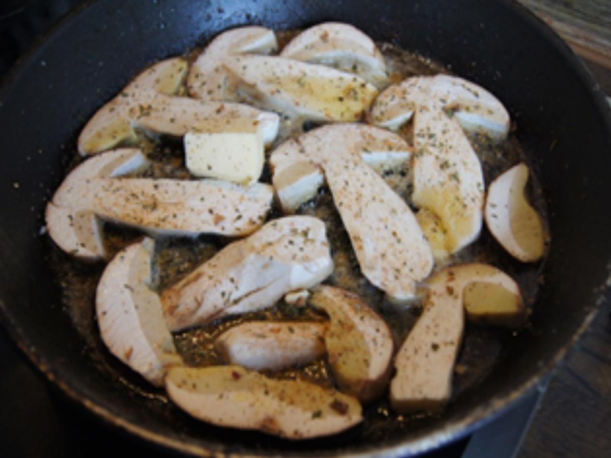 Schweinefiletschnitzelchen mit gebratenen Steinpilzen und Möhren-Kartoffel-Stampf - Rezept - Bild Nr. 25